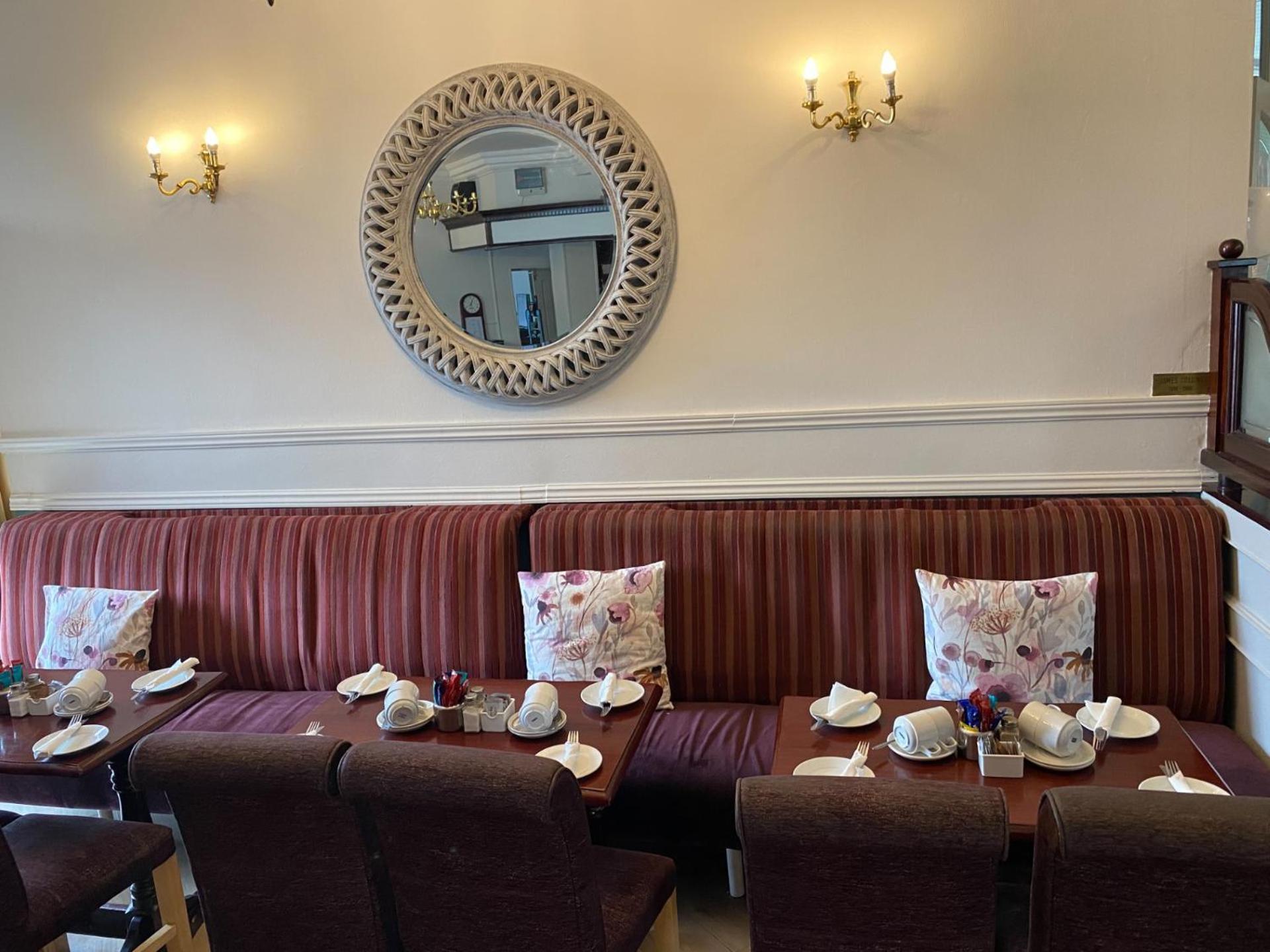 The Town House Hotel Naas Exterior photo